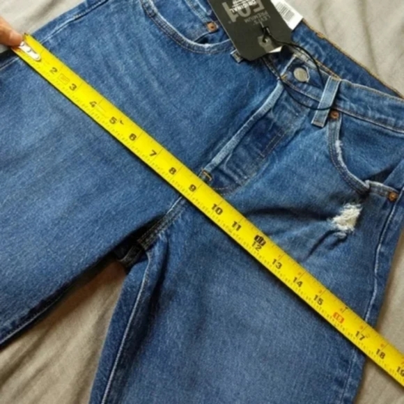 Levi's 501 Crop High Rise Jeans Charleston - Picture 5 of 8